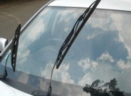 Автомобильные стеклоочистители – на дороге в ненастье!
