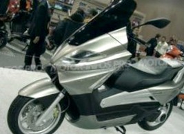 Максискутер Keeway Silverblade к 2012 году получит версию 300сс