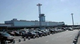 Правила парковки у аэропортов ужесточат