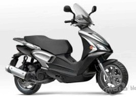 Представлен обновленный скутер Benelli Velvet 150 MY 2011