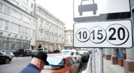 Путин назвал платные парковки решением транспортных проблем