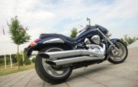 Suzuki Intruder М1800R далеко не глыба металла