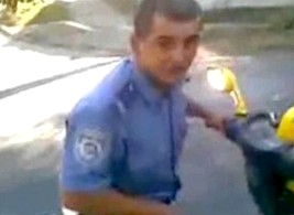 В Крыму гаишники избили мопедиста, за которым гнались несколько кварталов