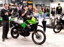 В Нью-Йорке представлен обновленный мотард Kawasaki KLR650 New Edition 2014