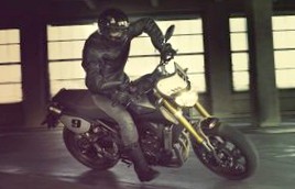 Yamaha MT-09 Street Tracker: полное преобразование