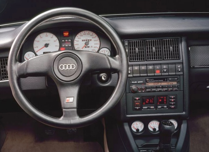 Audi s2 1995 г.в.