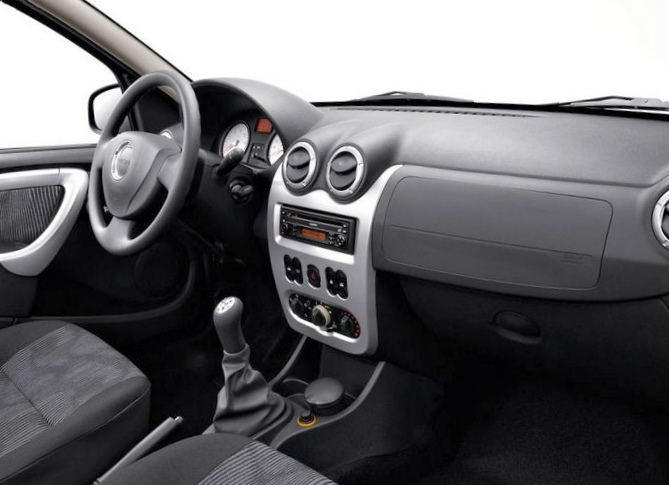 Dacia-renault logan mvc 2006 года выпуска