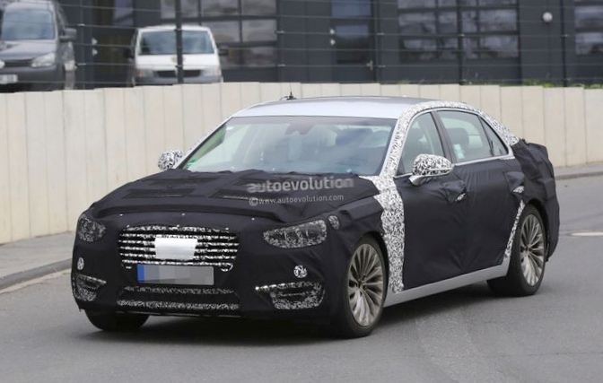 Hyundai equus 2017 вовсю тестируют в германии