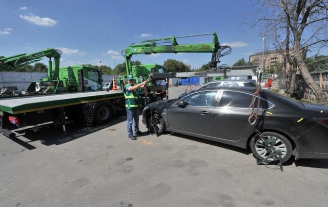 Общественные автомобили появились в москве