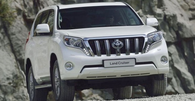 Обзор автомобиля toyota land cruiser...