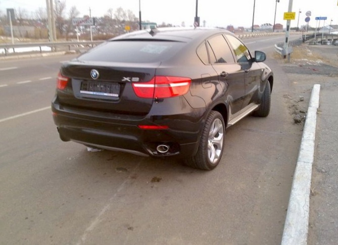 Отзыв о bmw x6, двигатель 5 литров, автомат, 2010 год