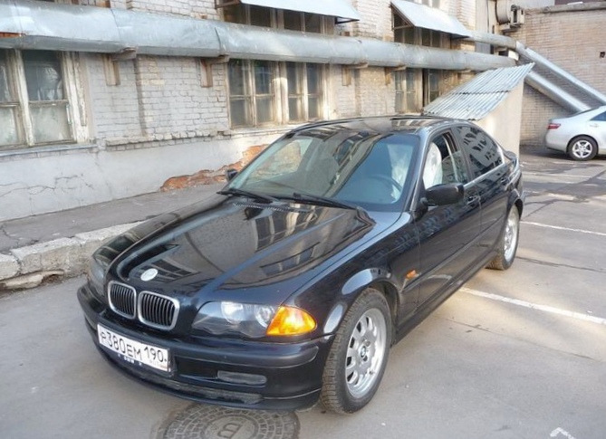 Отзыв об автомобиле bmw 3-серии e46, 2002 год.