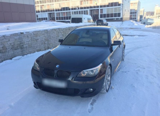 Отзыв об автомобиле bmw 530i e60, 2009 год.