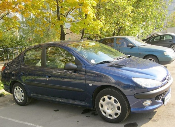 Отзыв владельца об автомобиле peugeot 206 1.4