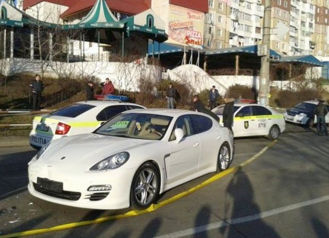 Последнее слово водителя porsche...