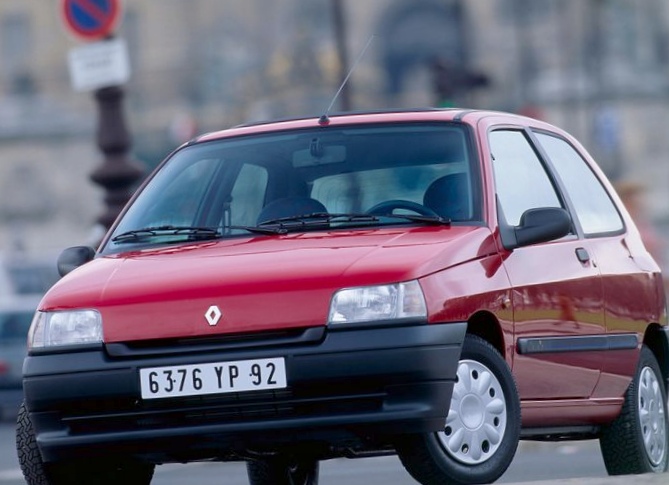 Renault rapid 1997 года