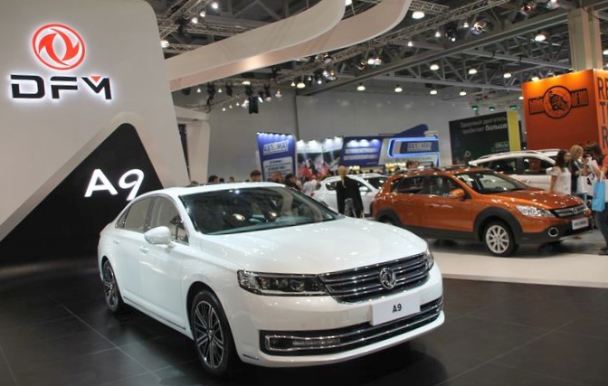 Volkswagen открывает девятый автосалон...